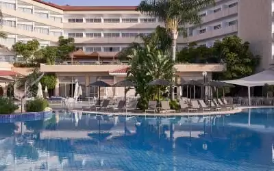 Atlantica Bay Hotel in Agios Tychonas