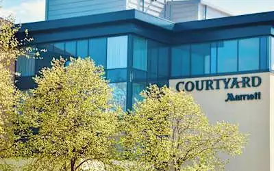 Courtyard by Marriott Glasgow Airport in Paisley