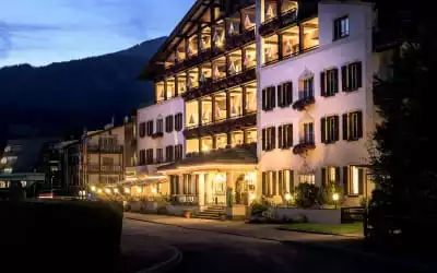 Hotel Adula mit 84 % Empfehlungsrate Hotel Adula in Flims