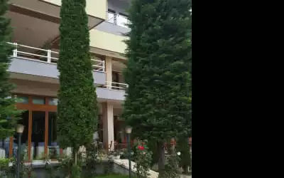 Hotel Enkelana mit 93 % Empfehlungsrate Hotel Enkelana in Pogradec