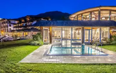 Romantik SPA Hotel Seefischer mit 99 % Empfehlungsrate Romantik SPA Hotel Seefischer in Radenthein