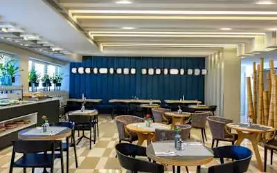 Sadot Hotel mit 100 % Empfehlungsrate Sadot Hotel in Rischon LeZion