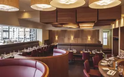 Mövenpick Hotel Zürich Regensdorf mit 99 % Empfehlungsrate Mövenpick Hotel Zürich Regensdorf in Regensdorf