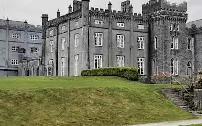 Hotel Kilronan Castle Estate Spa in Keadue