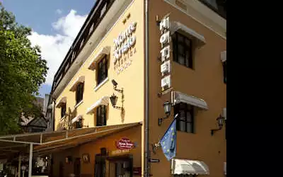 Hotel Monte Kristo mit 86 % Empfehlungsrate Hotel Monte Kristo in Riga