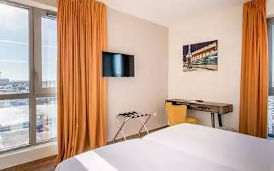 All Suites Appart Hôtel - Bordeaux Centre Gare in Bordeaux