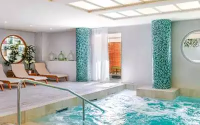 Hotel Pullman Montpellier Antigone mit 100 % Empfehlungsrate Hotel Pullman Montpellier Antigone in Montpellier