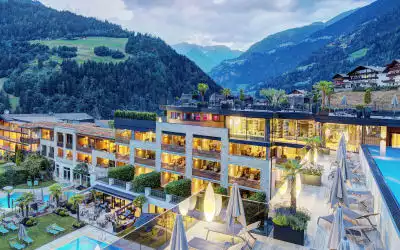 STROBLHOF Active Family SPA Resort mit 95 % Empfehlungsrate STROBLHOF Active Family SPA Resort in San Leonardo in Passiria - Sankt Leonhard in Passeier