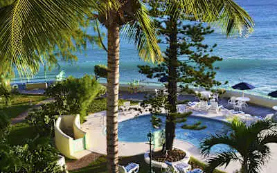 Blue Orchids Beach Hotel in Hastings