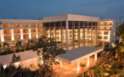 Radisson Blu Plaza Hotel Hyderabad Banjara Hills mit 84 % Empfehlungsrate Radisson Blu Plaza Hotel Hyderabad Banjara Hills in Hyderabad