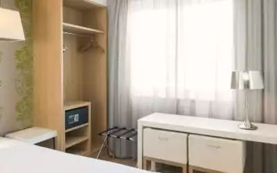 NH Berlin Potsdamer Platz mit 99 % Empfehlungsrate NH Berlin Potsdamer Platz in Berlin-Friedrichshain-Kreuzberg