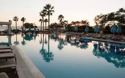 Ramada Resort Dead Sea mit 89 % Empfehlungsrate Ramada Resort Dead Sea in Sowayma