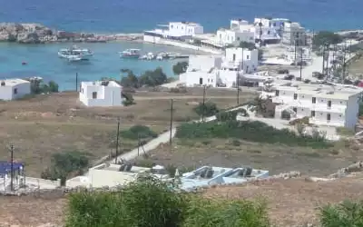 Hotel Tria Delfinia mit 99 % Empfehlungsrate Hotel Tria Delfinia in Lefkos