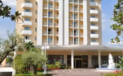 Hotel Terme All' Alba mit 89 % Empfehlungsrate Hotel Terme All' Alba in Abano Terme