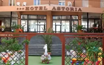 Hotel Astoria Pesaro mit 99 % Empfehlungsrate Hotel Astoria Pesaro in Pesaro