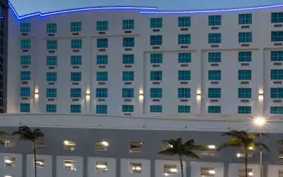 Hotel Crowne Plaza Fort Lauderdale Airport / Cruise Port in Dania Beach