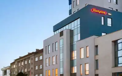 Hotel Hampton by Hilton Cluj-Napoca mit 100 % Empfehlungsrate Hotel Hampton by Hilton Cluj-Napoca in Cluj-Napoca - Klausenburg