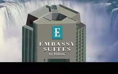 Embassy Suites Hotel Niagara Falls / Fallsview in Niagara Falls