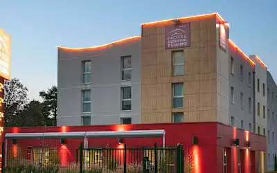 Hotel Clermont Estaing in Clermont-Ferrand