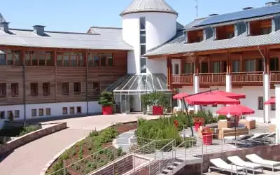 Hotel Seiser Alm Urthaler mit 84 % Empfehlungsrate Hotel Seiser Alm Urthaler in Compatsch