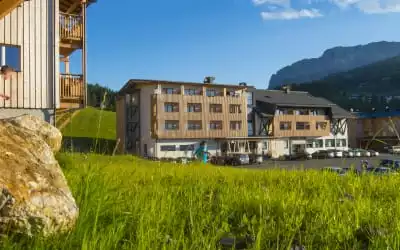 Almhotel Kärnten in Hermagor-Pressegger See