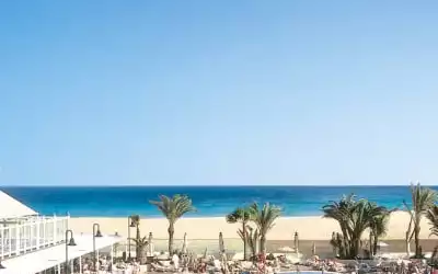 Hotel Riu Oliva Beach Resort mit 95 % Empfehlungsrate Hotel Riu Oliva Beach Resort in Corralejo