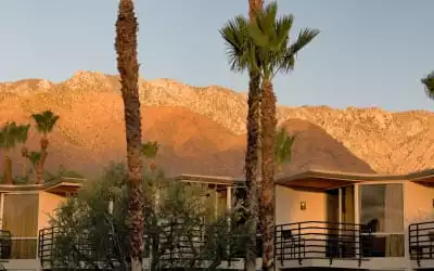 Hotel Palm Springs Riviera Resort in Palm Springs