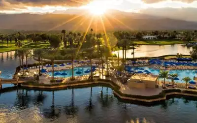 Hotel JW Marriott Resort & Spa Desert Springs mit 100 % Empfehlungsrate Hotel JW Marriott Resort & Spa Desert Springs in Palm Desert