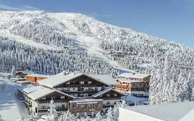 Hotel Lärchenhof mit 96 % Empfehlungsrate Hotel Lärchenhof in Rennweg am Katschberg