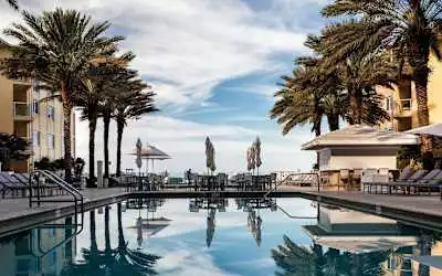 Hotel Edgewater Beach in Naples