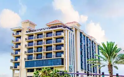 Pier House 60 Clearwater Beach Marina Hotel in Clearwater Beach