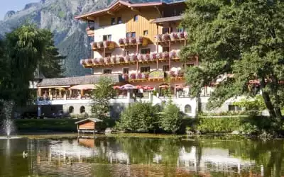 Hotel Tramserhof mit 98 % Empfehlungsrate Hotel Tramserhof in Landeck