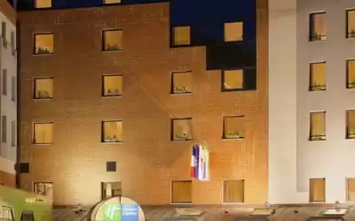 Hotel Holiday Inn Express Inn Arras mit 95 % Empfehlungsrate Hotel Holiday Inn Express Inn Arras in Arras