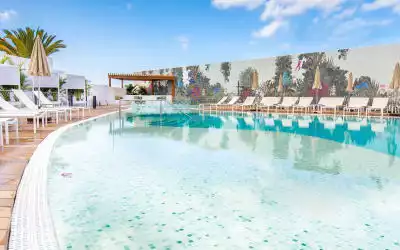 Ohasis Boutique Suites mit 91 % Empfehlungsrate Ohasis Boutique Suites in Los Cristianos