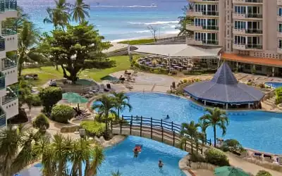 Hotel Accra Beach in Hastings